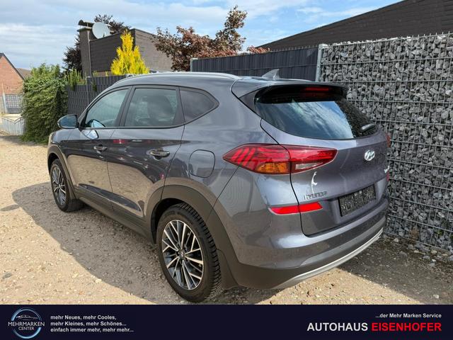 Hyundai TUCSON 1.6 T-GDI Navi SHZ AHK 18" Allwetter 
