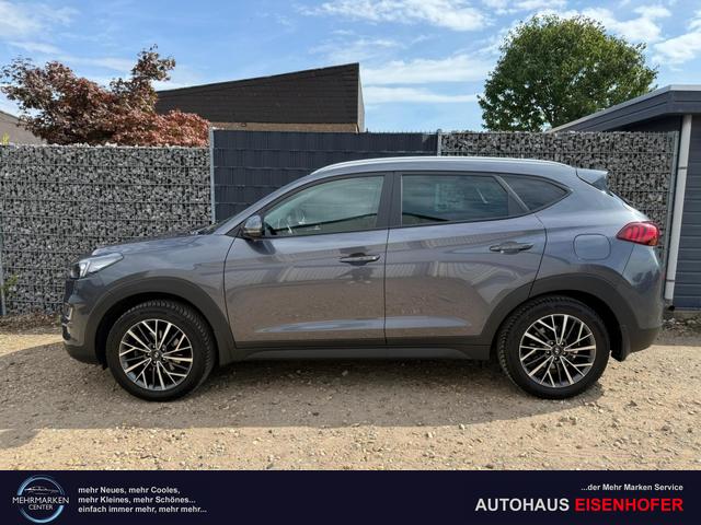 Hyundai TUCSON 1.6 T-GDI Navi SHZ AHK 18" Allwetter 