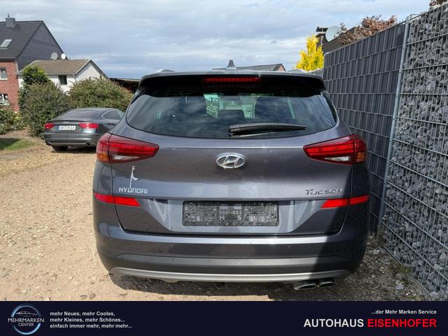Hyundai TUCSON 1.6 T-GDI Navi SHZ AHK 18" Allwetter 