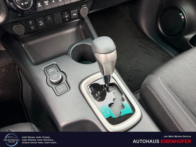 Toyota Hilux 2.8 48V AT 4WD APP ACC CAM SHZ 