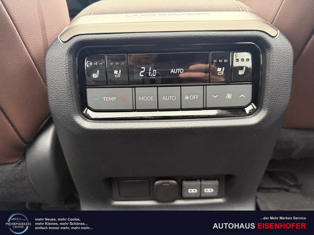 Toyota Land Cruiser 2.8 D-4D AT 5-S First Edition Pano 