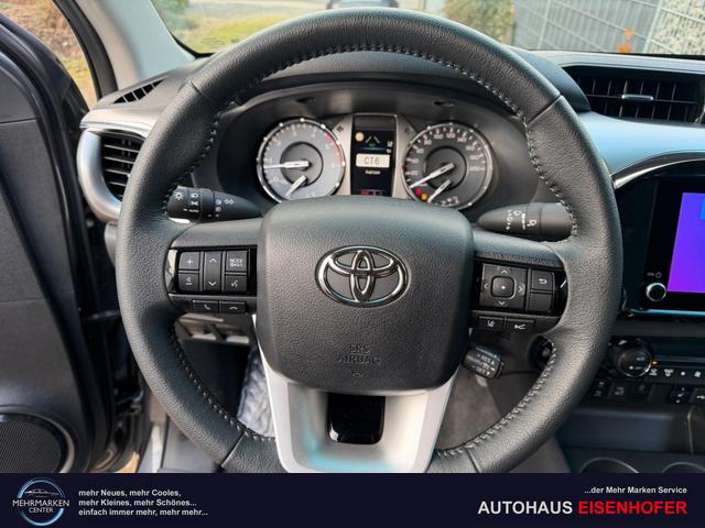 Toyota Hilux Extra Cab 2.8 D-4D AT 4WD Professional Ash grey 