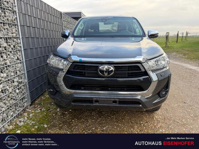 Toyota Hilux Extra Cab 2.8 D-4D AT 4WD Professional Ash grey 