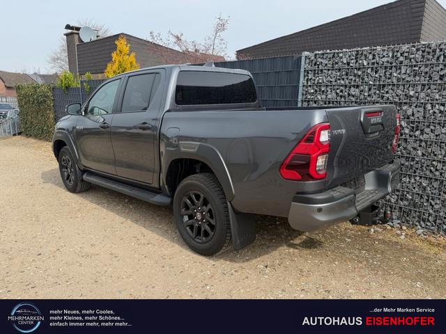 Toyota Hilux 2.8 D4D 48V AT Invincible AHK Lager 