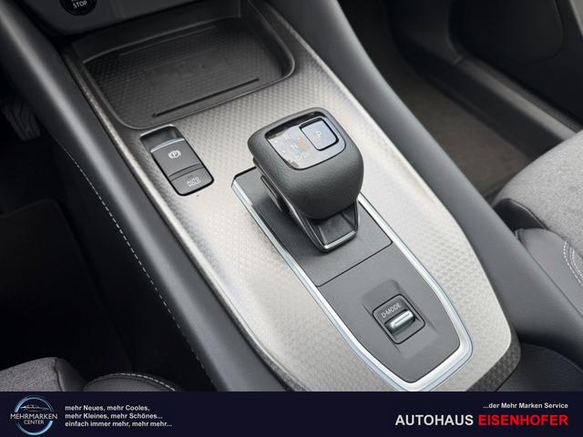 Nissan Qashqai 1.3 48V AT Connecta Navi LED T.Leder 