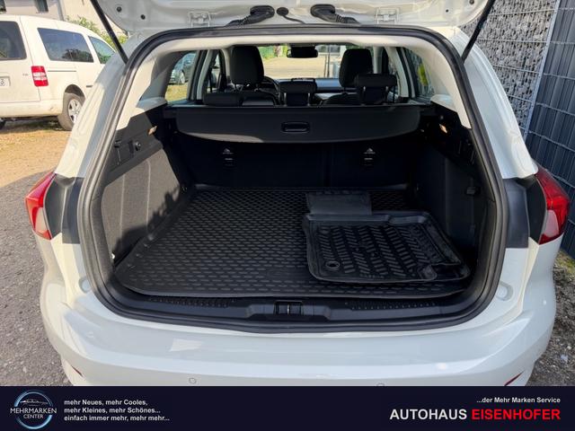 Ford Focus Turnier 1.0 EcoBoost 155 48V Titanium AHK Totwinkel 
