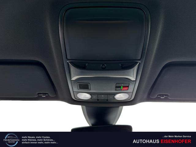 Neue Skoda Karoq Sportline top Austastung 