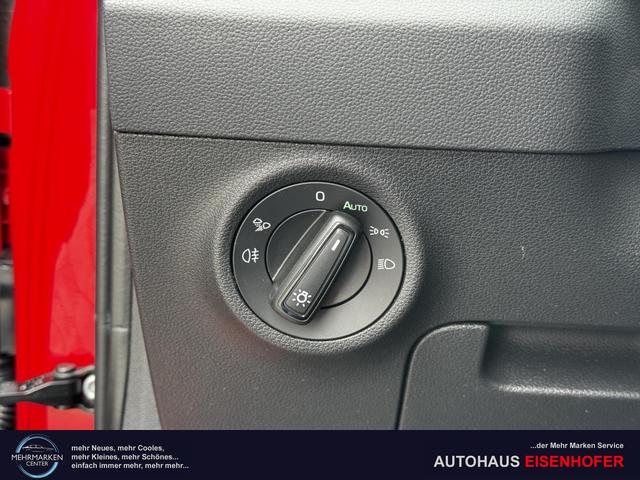 Neue Skoda Karoq Sportline top Austastung 