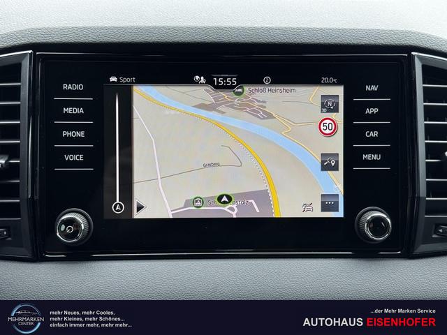 Neue Skoda Karoq Sportline top Austastung 