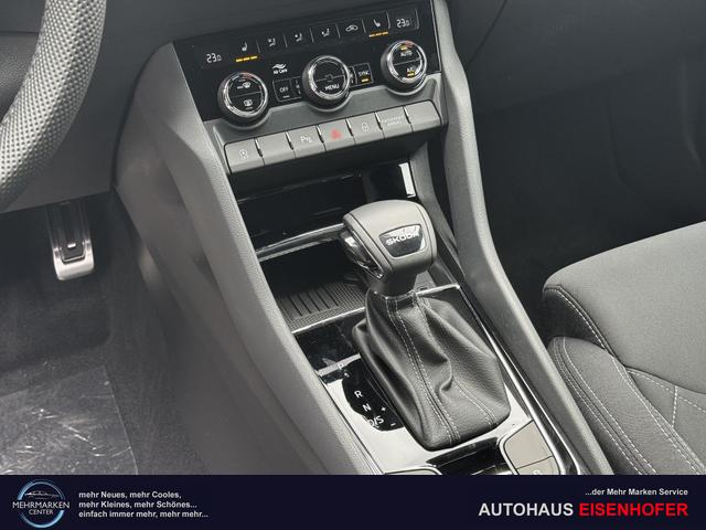 Neue Skoda Karoq Sportline top Austastung 
