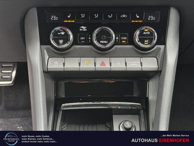 Neue Skoda Karoq Sportline top Austastung 