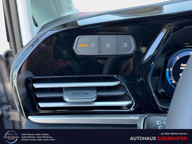 Ford Grand Tourneo Titanium
