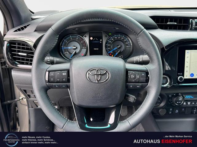 Reimport Toyota Hilux INVINCIBLE Double Cab 2.8 D-4D 4x4 kaufen
