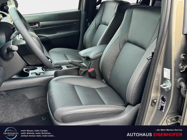 Reimport Toyota Hilux INVINCIBLE Double Cab 2.8 D-4D 4x4 kaufen