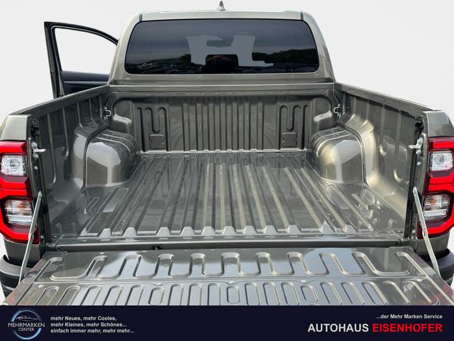 Reimport Toyota Hilux INVINCIBLE Double Cab 2.8 D-4D 4x4 kaufen