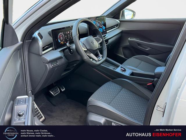 EU-Neuwagen Volkswagen T-Roc 1,5 eTSI DSG R-Line kaifen