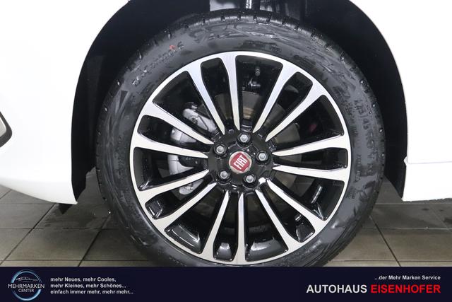 Tipo 5-Türer MY22 TIPO 5-Türer City Life 1.0 74kW (100PS)249 - Gelato Weiß 645 - Stoff Schwarz "316 Rückfahrkamera mit dynamischen Führungslinien 3A4 Sicherheits-Plus-Paket 3A5 Convenience Plus-Paket 3B4 Style-Paket 452 Sitzheizung vorn ja laut RE 21.10 fb 7QC Uconnect™ NAV Navigationssystem und digitalem Audioempfang DAB+"