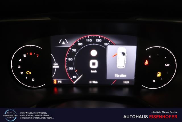 Tipo 5-Türer MY22 TIPO 5-Türer City Life 1.0 74kW (100PS)695 - Colosseo Grau 645 - Stoff Schwarz "316 Rückfahrkamera mit dynamischen Führungslinien 3A4 Sicherheits-Plus-Paket 3A5 Convenience Plus-Paket 3B4 Style-Paket 452 Sitzheizung vorn 5DR Colosseo Grau ja laut RE 21.10 fb 7QC Uconnect™ NAV Navigationssystem und digitalem Audioempfang DAB+"