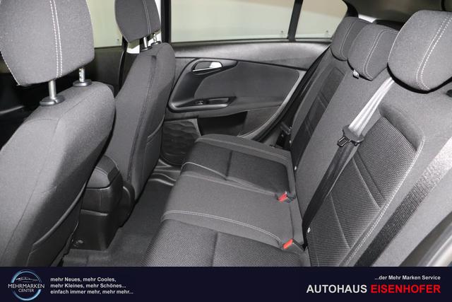 Tipo 5-Türer MY22 TIPO 5-Türer City Life Hybrid 1.5 GSE 96kW (130PS) DCT718 - Cinema Schwarz 645 - Stoff Schwarz "316 Rückfahrkamera mit dynamischen Führungslinien 452 Sitzheizung vorn 5CD Cinema Schwarz 7QC Uconnect™ NAV Navigationssystem und digitalem Audioempfang DAB+"