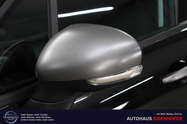500X MY23 SPORT HYBRID 1.5 GSE 96 kW (130 PS) 601 - Cinema Schwarz 328 - Stoff "Arrow Electro" Schwarz 5CK Cinema Schwarz