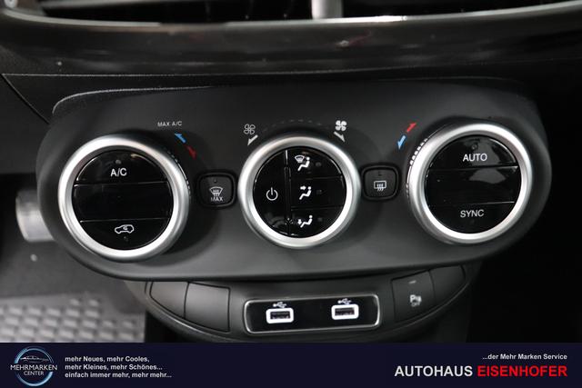 500X MY23 SPORT HYBRID 1.5 GSE 96 kW (130 PS) 601 - Cinema Schwarz 328 - Stoff "Arrow Electro" Schwarz 5CK Cinema Schwarz
