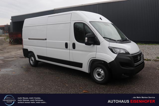 Fiat Professional Ducato series 9 35 L4H2 Kawa verblecht 140 MJT Euro-6D-Final MT 549 - Ducato Weiß "076 Sitzbezug Schwarz mit Ducato-Logo auf Kopfstütze" "502 Beifahrerairbag für Beifahrerdoppelsitz 5W3 Paket ""Techno Nav"" 5W6 Paket ""Visibility"" 5YJ Paket ""City"" 619 Heckflügeltüren 260 Grad Öffnung (Bei Auswahl Opt. 619 i.V.m. 519.muss Opt. 029 mitbestellt werd 6JA Starre Anhängerkupplung 835 Ablagefach im Dach (Serie bei Maxi 40 + Doka) 92P Kraftstofftank 75 Liter JKU 230-Volt-Steckdose an der Mittelkonsole 077 verstärkte Federn hinten SERIE"