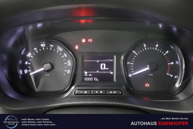 Fiat Scudo L3 2.0 145PS MT 549 - WEISS 969 - Standard Sitze "980 vollwertiges Ersatzrad 9A1 Pack Visibility Schweibenwischer mit Regensensor Elektrische und beheizbare Außenspiegel, anklappbar Nebelscheinwerfer Serie: 516 Heckflügeltüren 450 Höhenverstellbarer Fahrersitz 056 Berganfahrhilfe 149 Trennwand ohne Fenster 025 Klimaanlage"
