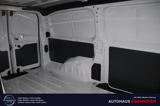 Fiat Scudo L3 2.0 145PS MT 549 - WEISS 969 - Standard Sitze "980 vollwertiges Ersatzrad 9A1 Pack Visibility Schweibenwischer mit Regensensor Elektrische und beheizbare Außenspiegel, anklappbar Nebelscheinwerfer Serie: 516 Heckflügeltüren 450 Höhenverstellbarer Fahrersitz 056 Berganfahrhilfe 149 Trennwand ohne Fenster 025 Klimaanlage"