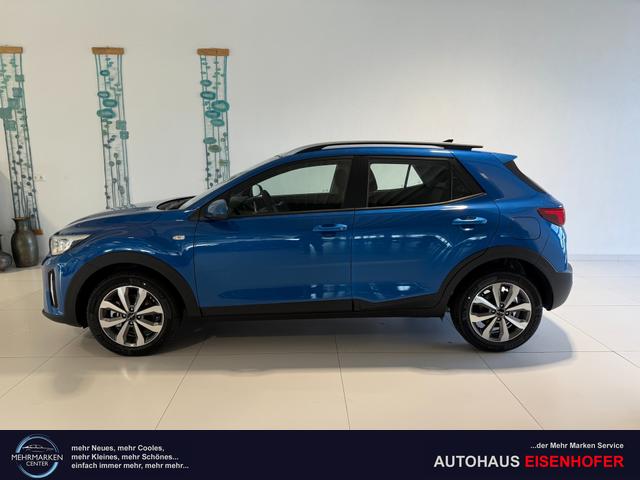 Kia Stonic Blau