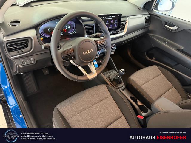 Kia Stonic Blau