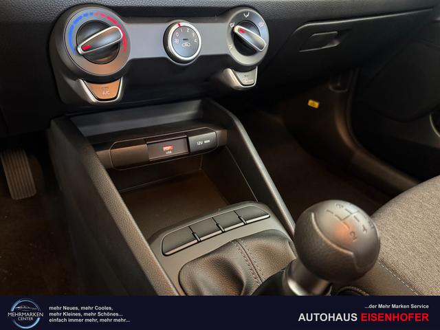 Kia Stonic Silver