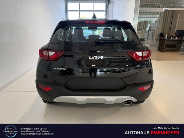 Kia Stonic Silver