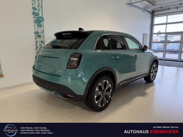 Fiat 600 La Prima Aqua Blau