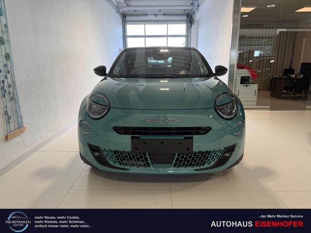 Fiat 600 La Prima Aqua Blau Bicolore