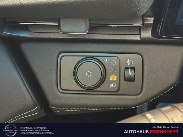 Ford Puma Titanium Frozen White