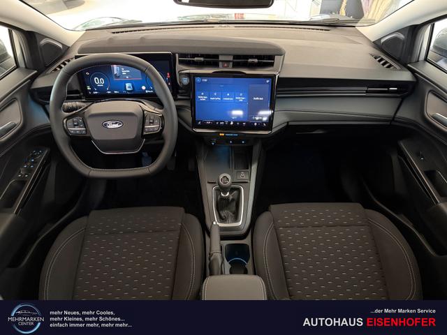 Ford Puma Titanium Solar Silber