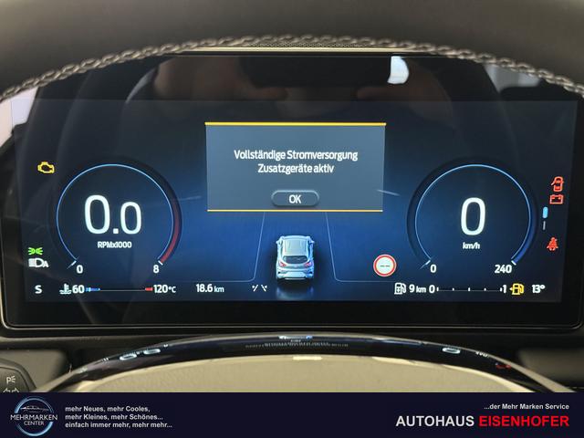 Ford Puma Titanium Solar Silber