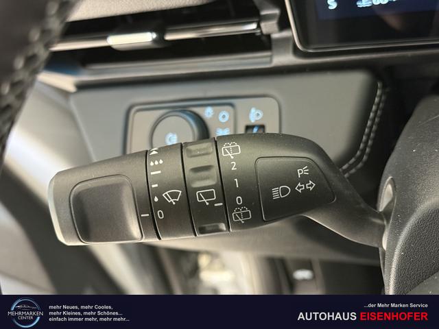 Ford Puma Titanium Solar Silber