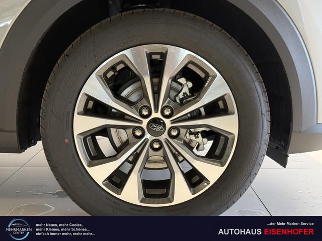 Ford Puma Titanium Solar Silber