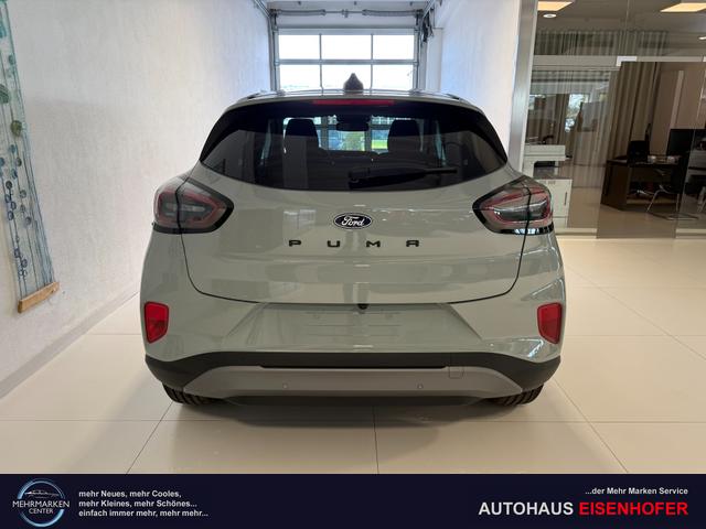 Ford Puma Titanium Cactus Grau