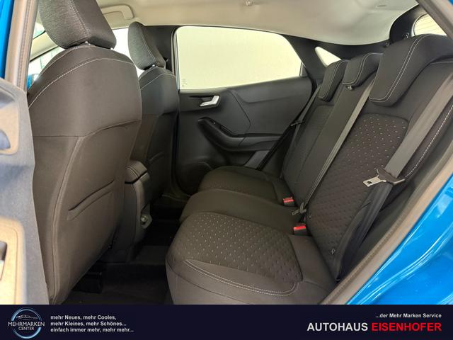 Ford Puma Titanium Digital Aqua Blau