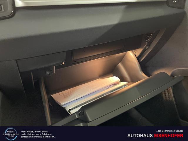 Skoda Karoq Selection 1.5 TSI DSG 150PS/110kW 2026 +AHK +18"ALU +KESSY +BHZ. Lenkrad 