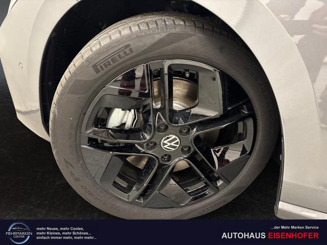 Volkswagen Passat Variant R-Line 2.0 TSI 4Motion 265PS/195kW DSG7 2026 +AHK+PANO+BLACK+360+TRAVEL ASSIST 