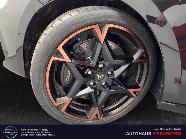 Cupra Leon Sportstourer VZ 2.0 TSI 333PS/245kW 4x4 DSG7 2026 | +AHK +NAVI +Matrix +Immersive +5J Erw. Garantie 