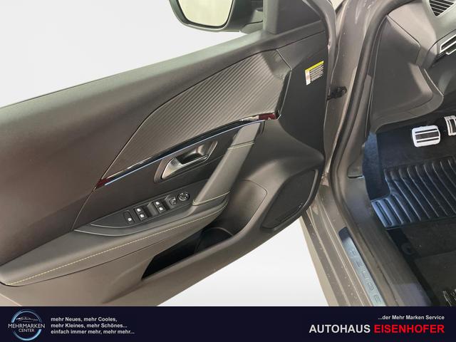 Peugeot e-208 54kWh 156PS/115kW GT Pack 2026, 421km WLTP | +17" ALU +Glasdach +RFK +Adaptiver Tempomat +P.Sensor V+H +EL. Fahrersitz +Massage +Apple CarPlay +W&auml;rmepumpe 