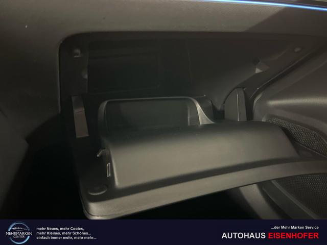 Peugeot e-2008 54kWh 156PS/115kW GT 2026, 401km WLTP | +17" ALU +360-Grad&RFK +W&auml;rmepumpe +Adaptiver Tempomat +Apple CarPlay +SHZ +FULL-LED-Scheinwerfer +Get&ouml;nte Scheiben 