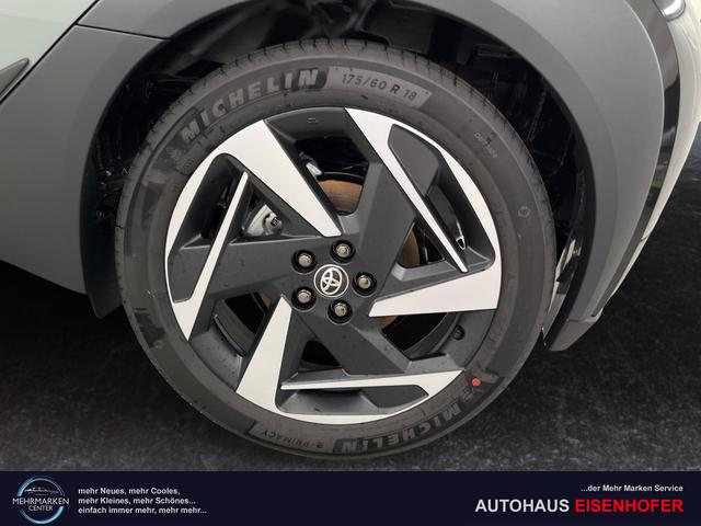 Toyota Aygo X Envy 1.5 Hybrid 116PS/85kW CVT 2026 +Faltdach +18" ALU +RFK +SHZ +LED +2-Zonen Klima 