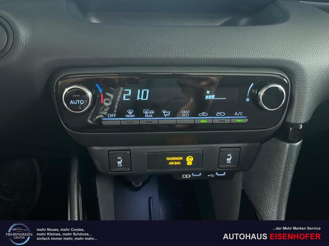 Toyota Yaris Active Plus Tech 1.5 VVT-i Hybrid 116PS/85kW CVT 2026 +17" ALU +RFK +Smart-Entry +LED +Get&ouml;nte Scheiben +Parksensor V+H 