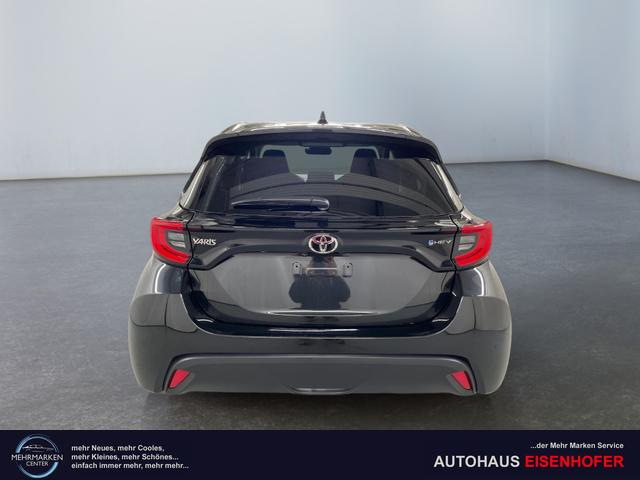 Toyota Yaris Active Plus Tech 1.5 VVT-i Hybrid 116PS/85kW CVT 2026 +17" ALU +RFK +Smart-Entry +LED +Get&ouml;nte Scheiben +Parksensor V+H 