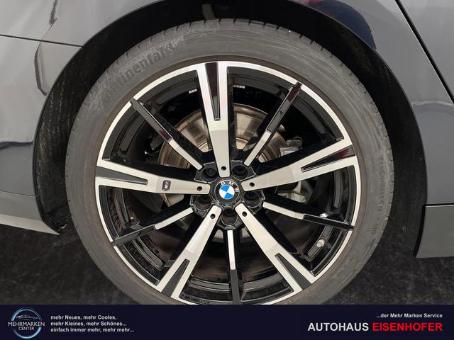 BMW 5er Touring 520i M-Sport 190PS/140kW Steptronic +AHK +20" +MSportpaket +MSportfahrwerk +DrivingAssistantPlus +AdaptiveLED +HarmanKardon +DigitalKey +ParkAssist +Sitzhzg +WirelessCharging +Sonnenschutzverglasung +ShadowLine 